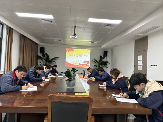 鋼構公司開(kāi)展“導師帶徒”理論考試