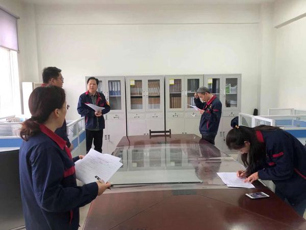 第二建筑工程事業(yè)部開(kāi)展“設備見(jiàn)本色”專(zhuān)項活動(dòng) 第二建筑工程事業(yè)部開(kāi)展“設備見(jiàn)本色”專(zhuān)項活動(dòng)