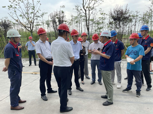 省生態(tài)環(huán)境廳副廳長(cháng)到建材公司調研