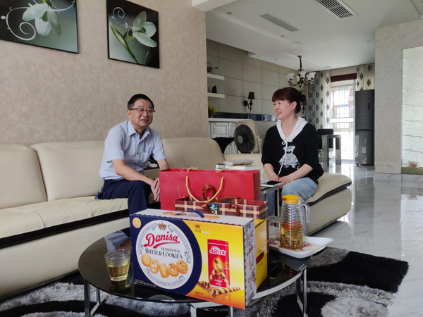 公司黨委開(kāi)展走訪(fǎng)慰問(wèn)