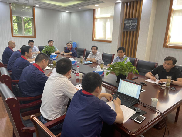 公司開(kāi)展年中工作調研 公司開(kāi)展年中工作調研