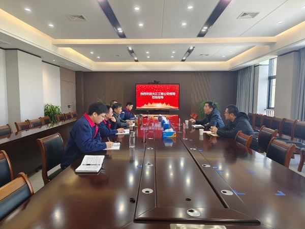 經(jīng)開(kāi)區“四送一服”包保干部一行到公司調研 經(jīng)開(kāi)區“四送一服”包保干部一行到公司調研