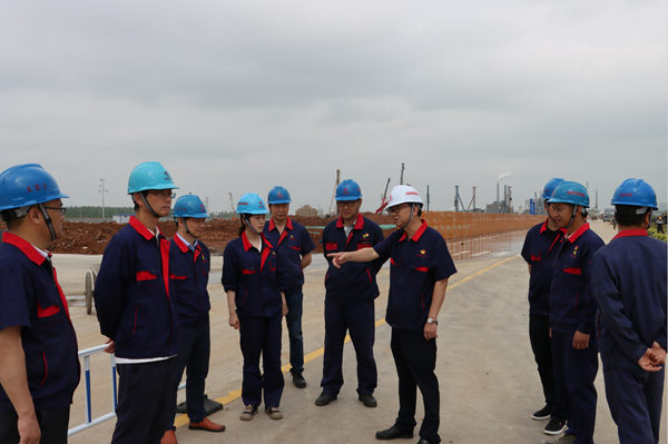 公司領(lǐng)導到銅基新材料項目調研 公司領(lǐng)導到銅基新材料項目調研