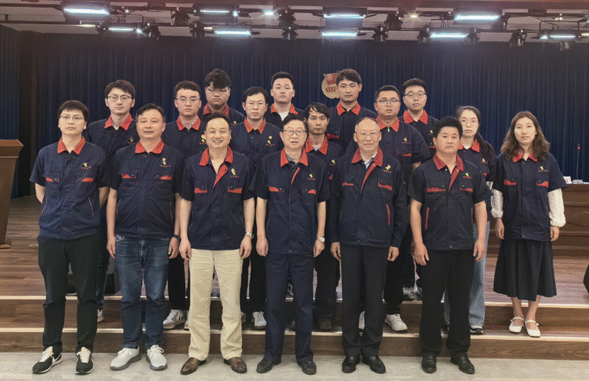 公司召開(kāi)“五四”表彰大會(huì ) 公司召開(kāi)“五四”表彰大會(huì )